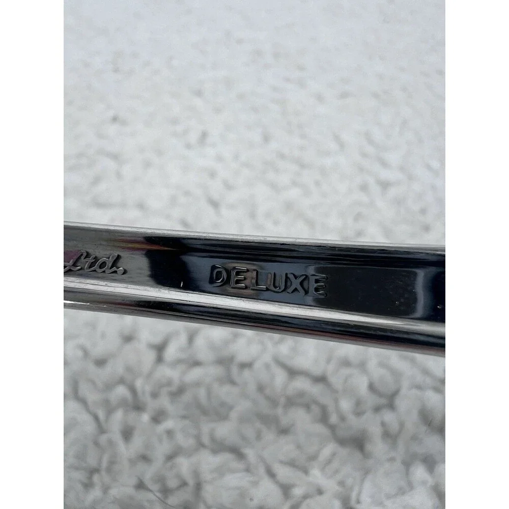 Oneida Deluxe Folk Art Meredith Stainless Medium Meat Serving Fork 8 1/2